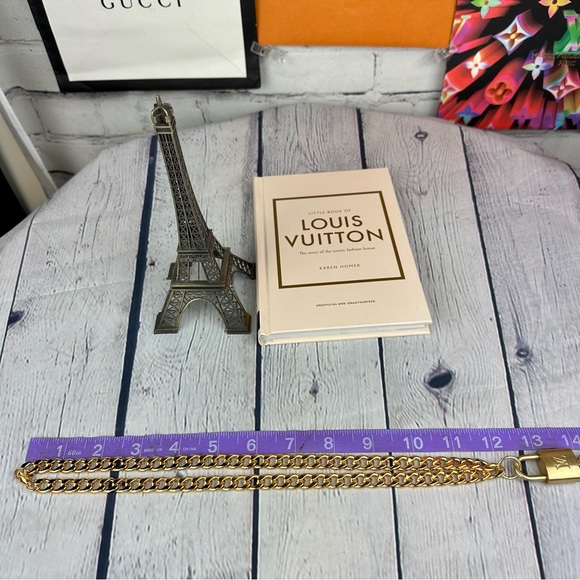 Louis Vuitton lock and key necklace on Cuban style chain - Picture 5 of 5